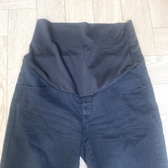 Black maternity jeans - Picture 2 of 5